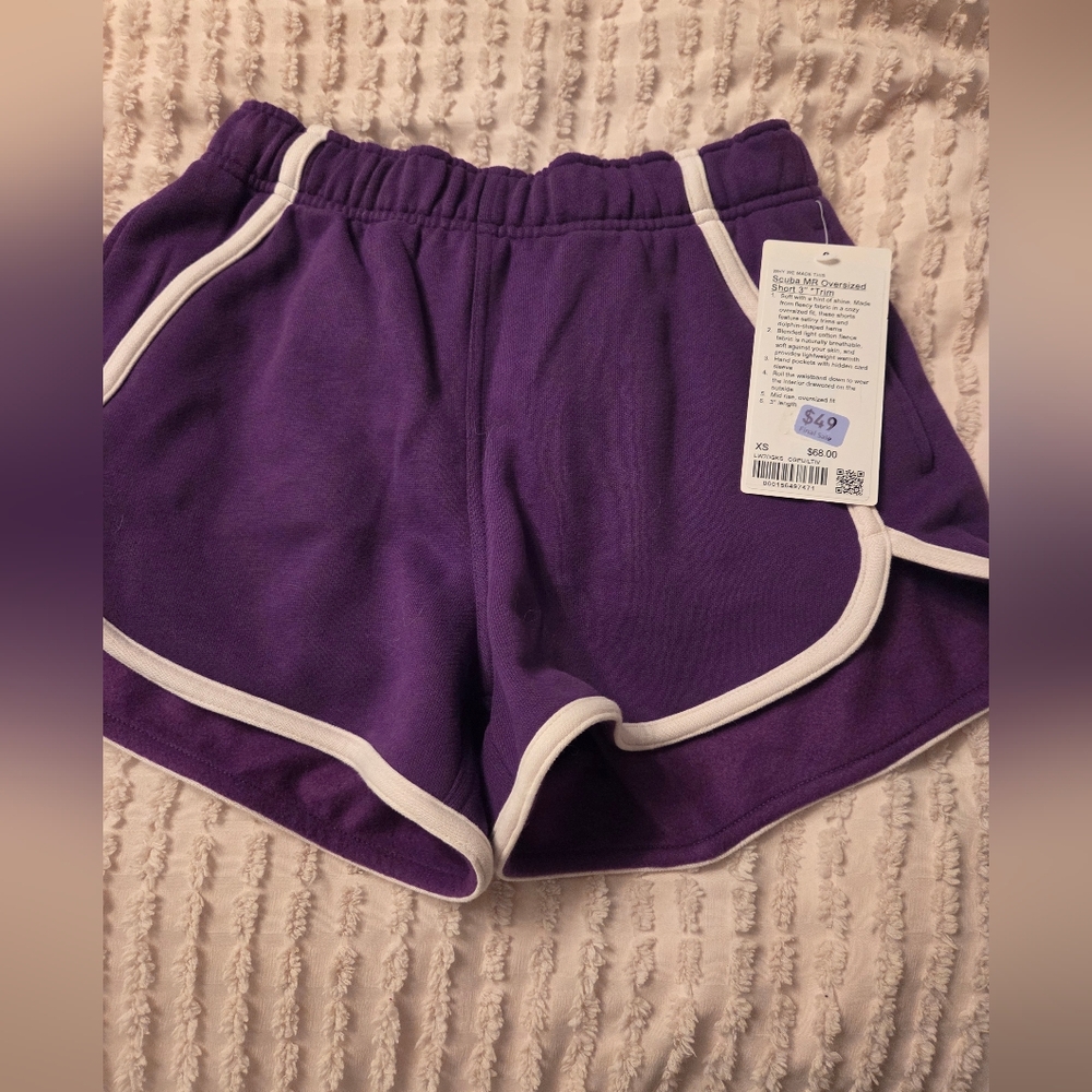 Lululemon Scuba Mid-Rise Oversized Short 3"